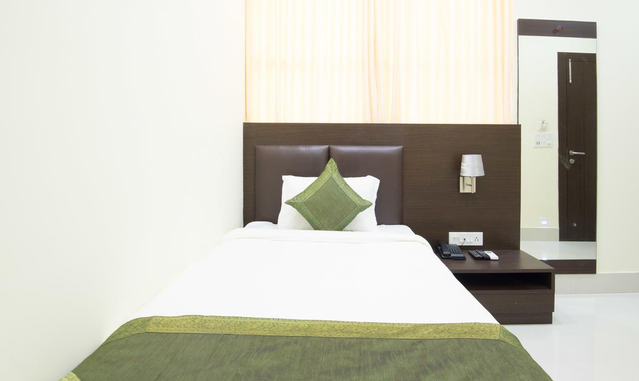 ทรีโบ เทรนด์ คิงส์ คอร์ต Hotel บูบันเนสชวาร์ ภายนอก รูปภาพ