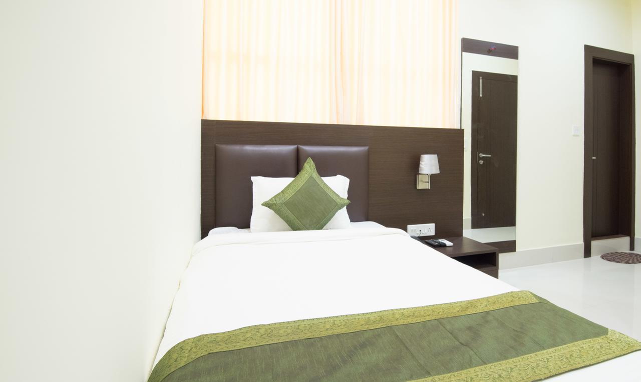 ทรีโบ เทรนด์ คิงส์ คอร์ต Hotel บูบันเนสชวาร์ ภายนอก รูปภาพ