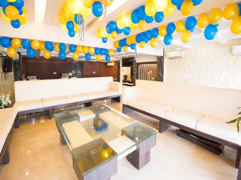 ทรีโบ เทรนด์ คิงส์ คอร์ต Hotel บูบันเนสชวาร์ ภายนอก รูปภาพ